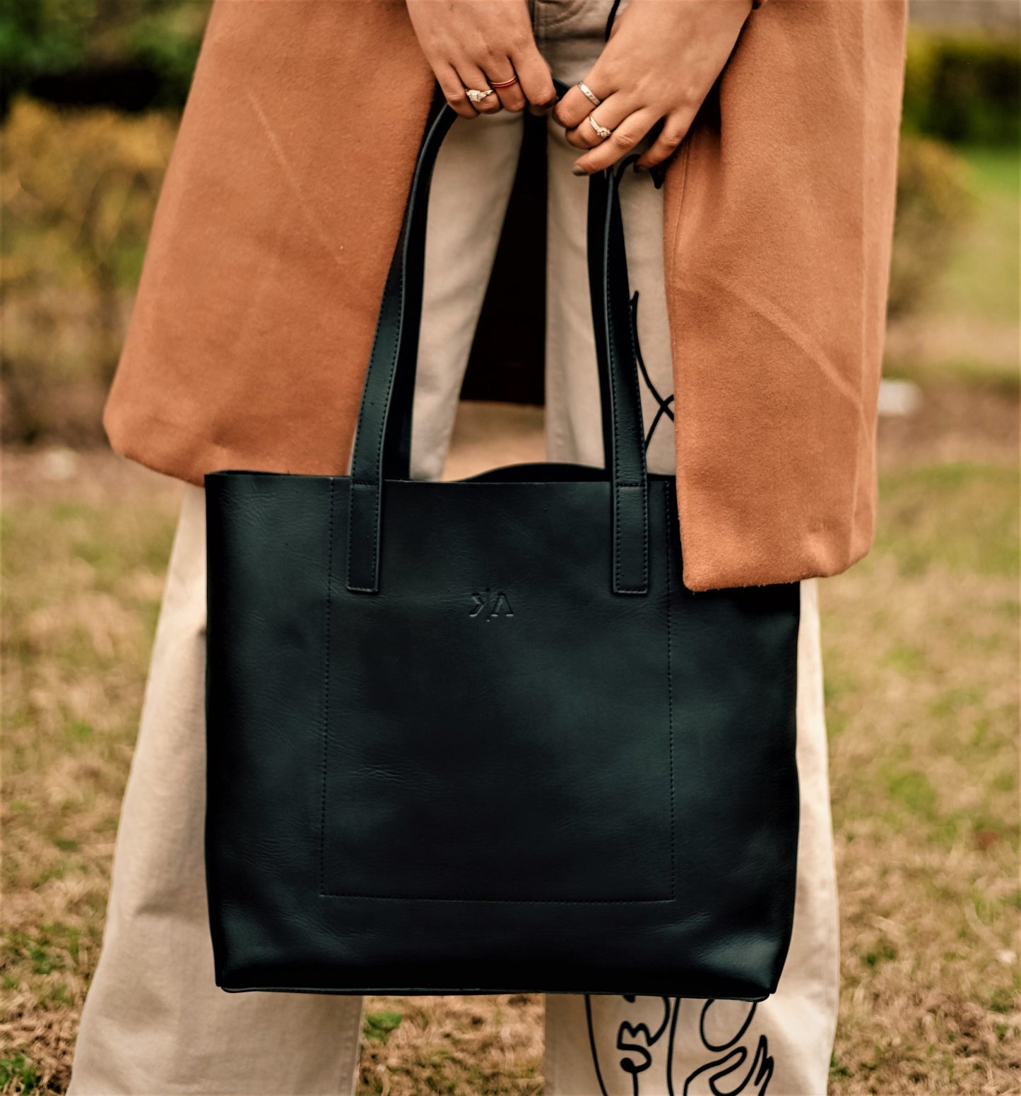 Everyday Leather Tote Black