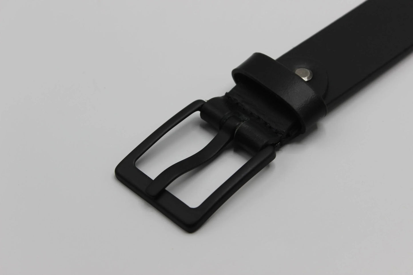 Black Leather Belt with Matt Black Buckle